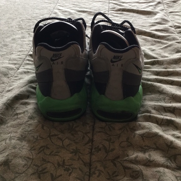 Nike Air Max - Picture 4 of 4